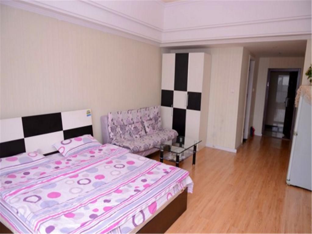 Green Express Apartment Harbin West Railway Station Room photo